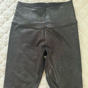 Beyond Yoga Sparkle Leggings in Black - Size M